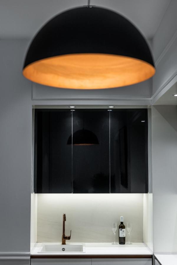 Max Central Apartment Belgrado Esterno foto