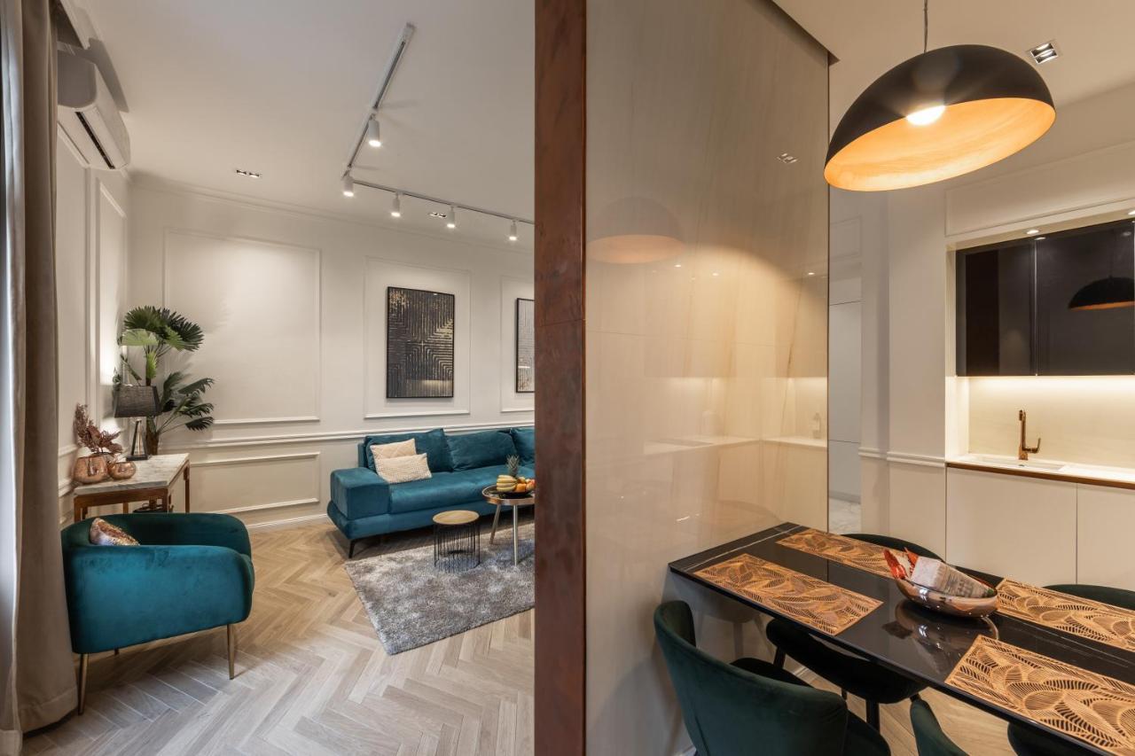 Max Central Apartment Belgrado Esterno foto